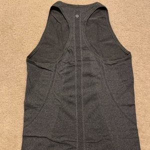 Lululemon Swiftly Tech Tank Top Size 6?